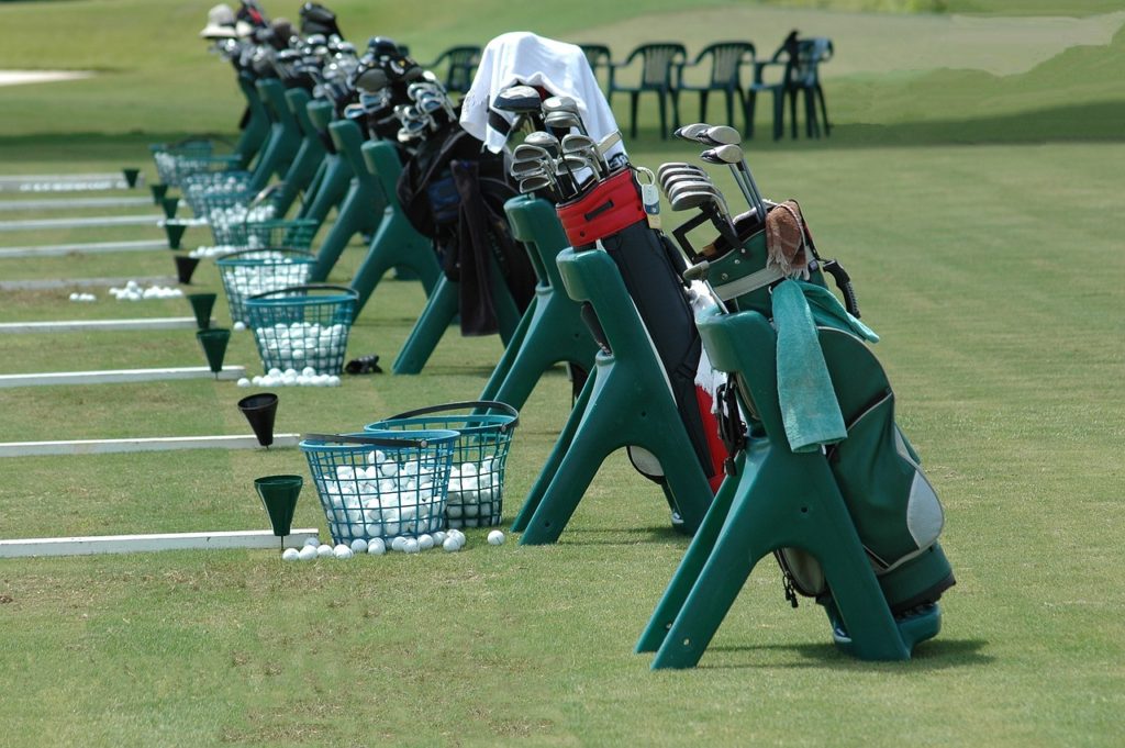 golf clubs, golf bags, driving range